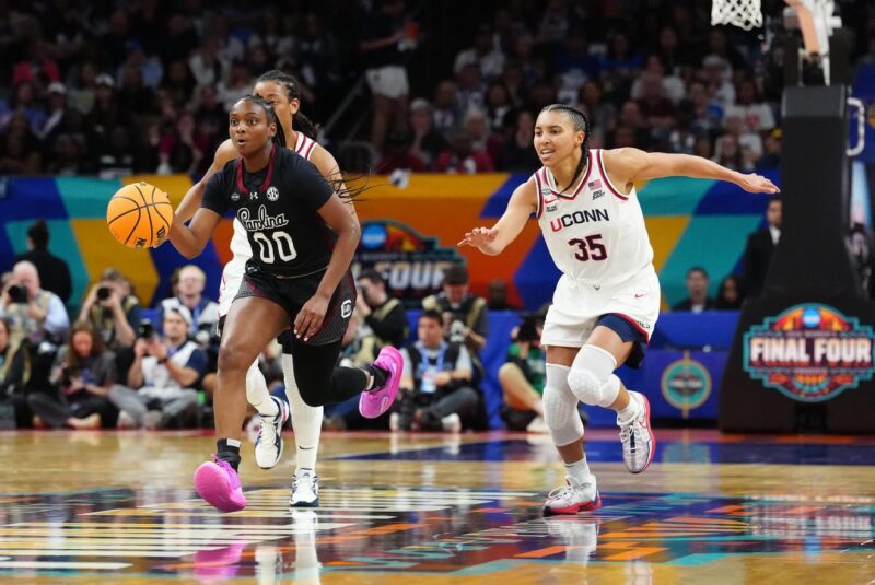 Transfer Ta’Niya Latson rises to big role in South Carolina’s upset of UConn