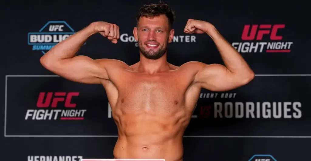 UFC Sacramento weigh-in results: Anthony Hernandez vs. Gregory Rodrigues set, Reinier de Ridder returns to 205