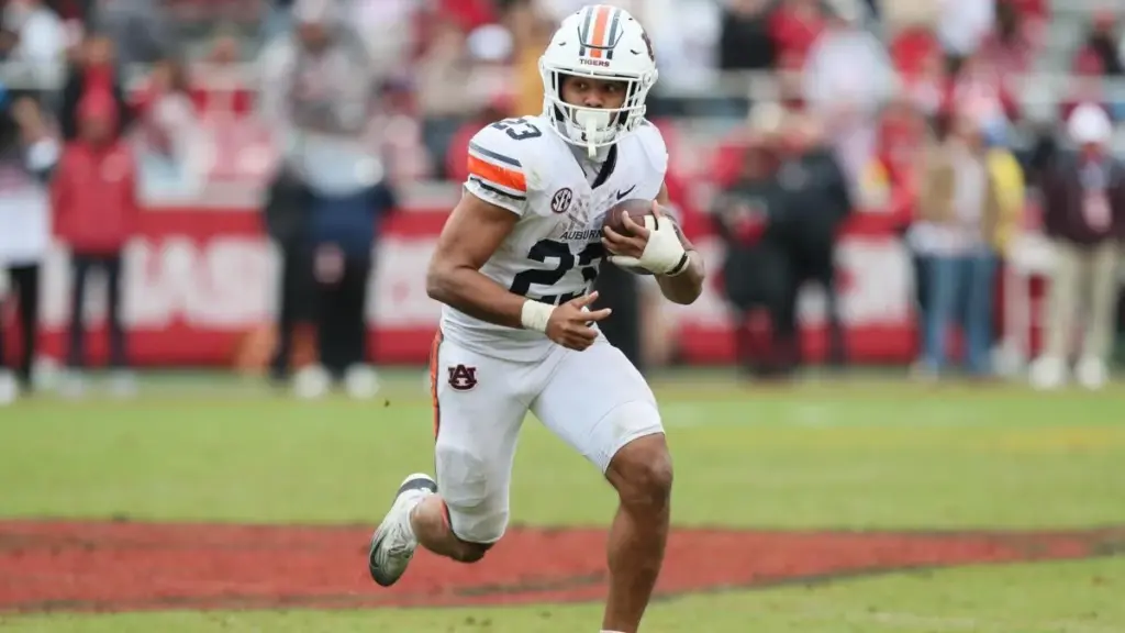 College football odds, picks, predictions for Week 1, 2026: Computer backing Auburn, Cincinnati